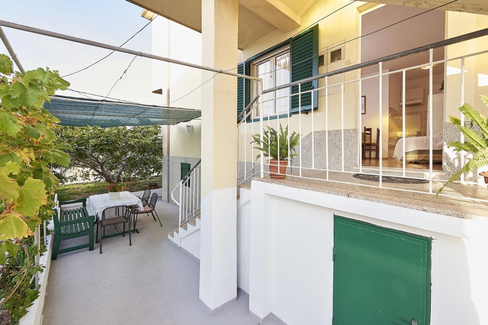 Apartment Ivanka Trogir Exterior photo